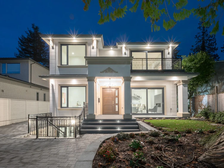 2211 Haywood Avenue, West Vancouver, BC, V7V 1X6