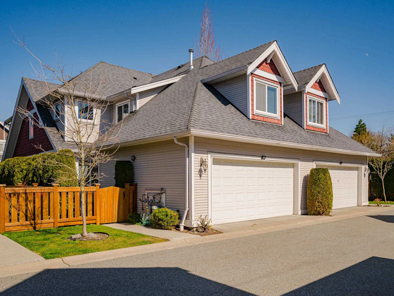 10 - 19977 71st Avenue, Langley BC V2Y 0E1