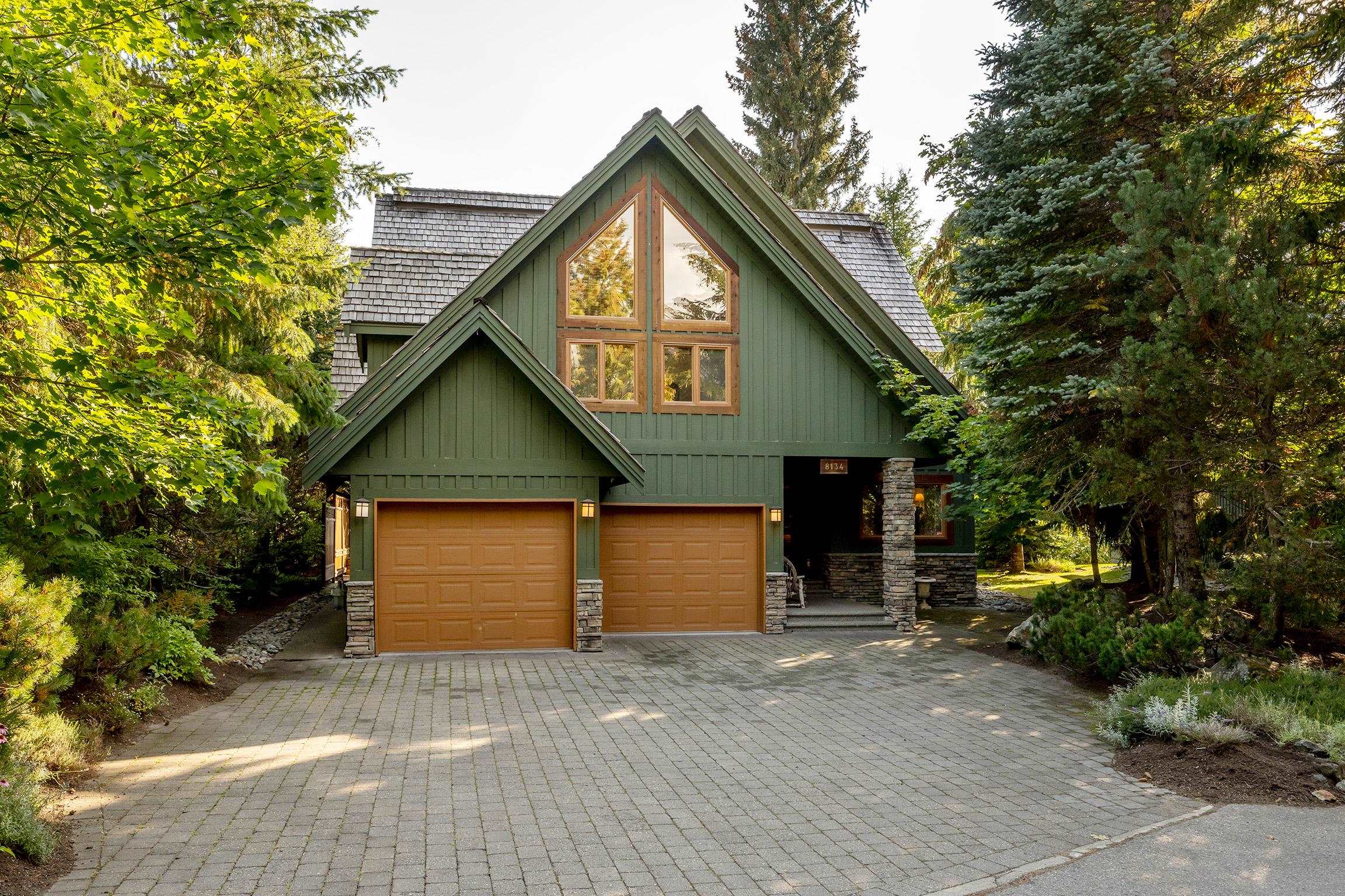 8134 Muirfield Lane, Whistler, BC, V8E 1J7