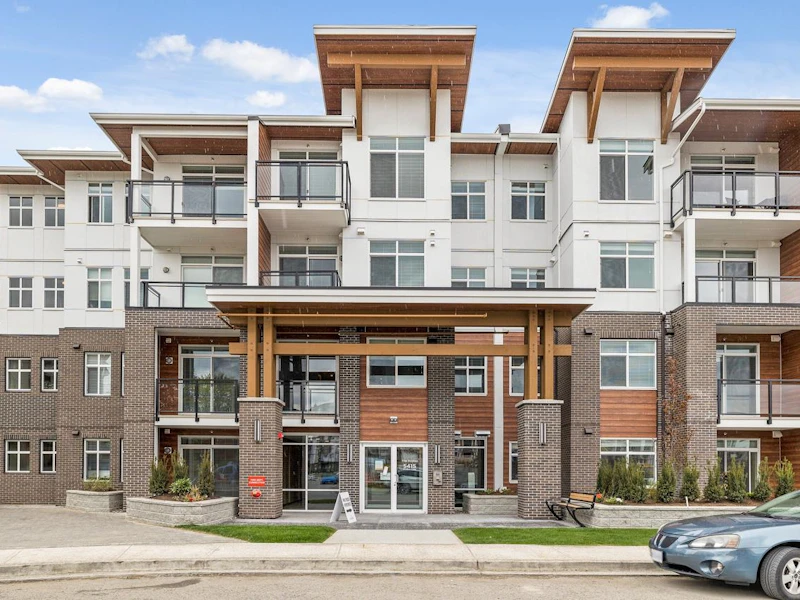 207 - 5415 Brydon Crescent, Langley BC