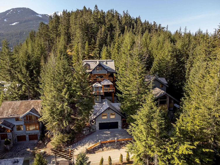 3526 Falcon Lane, Whistler, BC, V8E 0B9