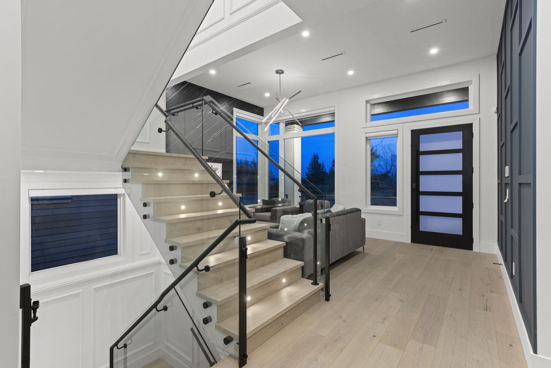 16745 15 Avenue, Surrey, BC, V3S 9X7