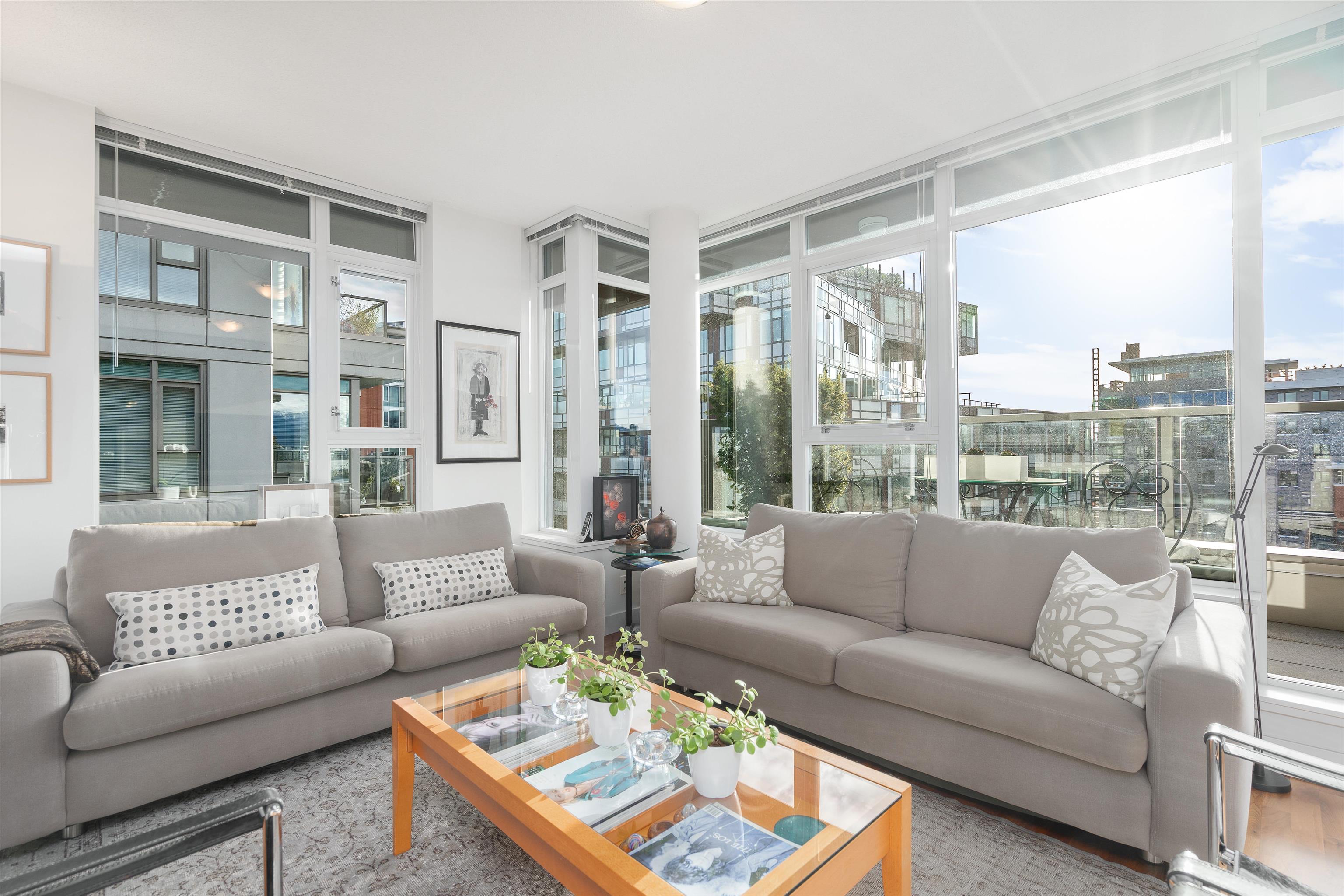 PH5-250 E 6th Avenue, Vancouver, BC, V5T 0B7