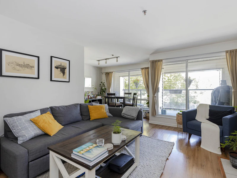101 - 1176 W 6th Avenue, Vancouver BC V6H 1A4