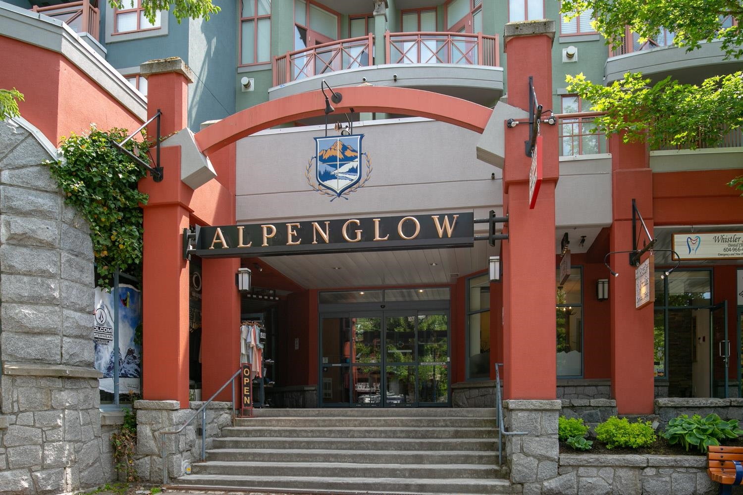 216-4369 Main Street, Whistler, BC, V0N 1B4