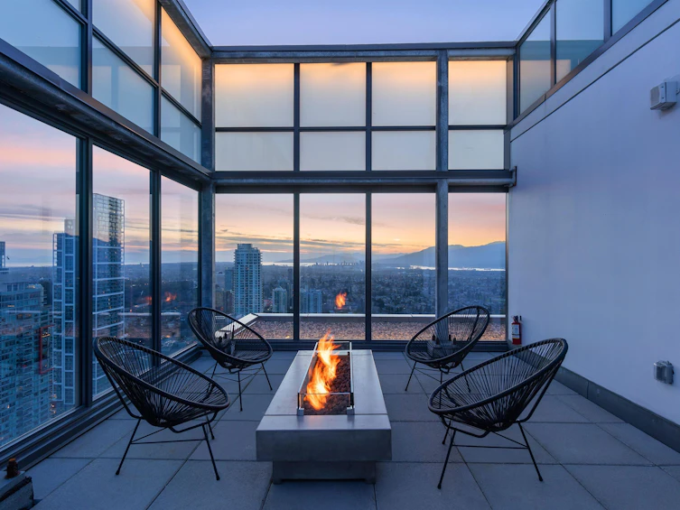 PH4101-4711 Hazel Street, Burnaby, BC, V5H 0J9
