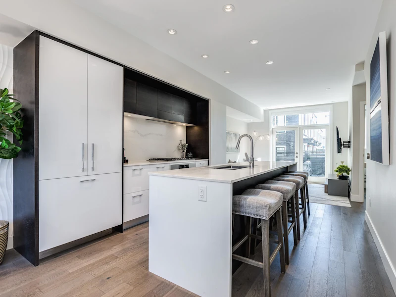 1492 W 58th Avenue, Vancouver BC