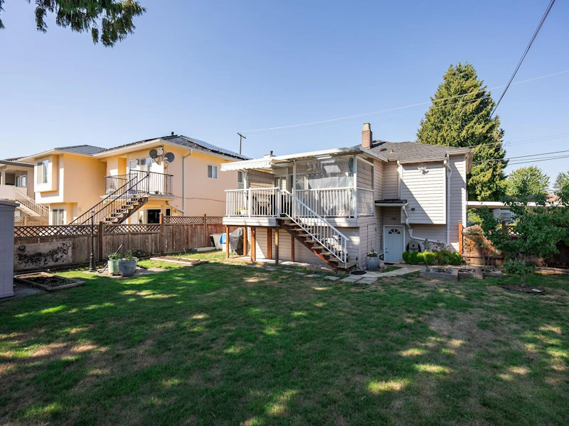 6654 Imperial Street, Burnaby BC V5E 1M8