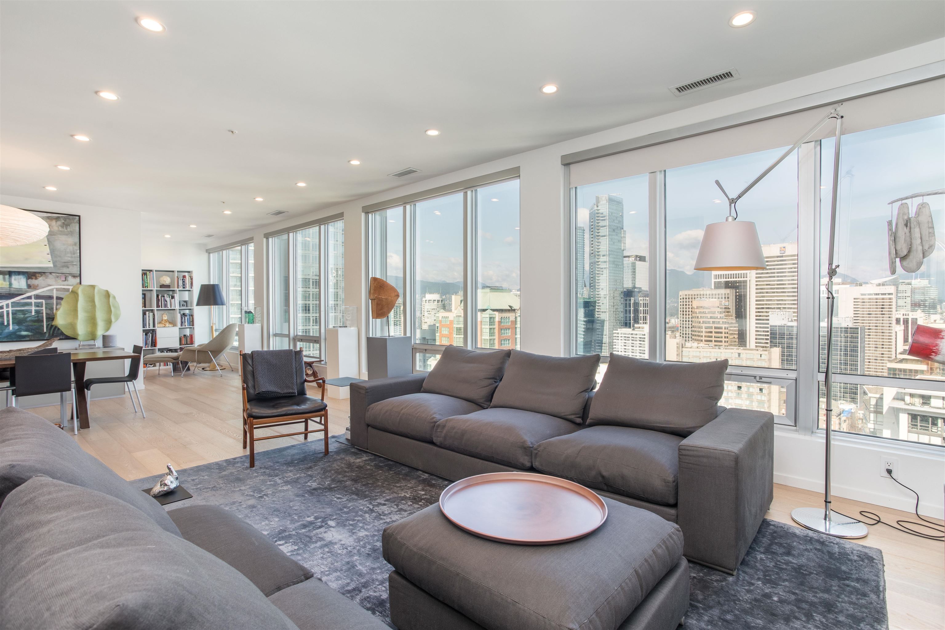 PH2104-989 Nelson Street, Vancouver, BC, V6Z 2S1