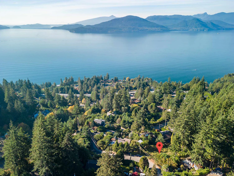 475 Bayview Road, West Vancouver, BC, V0N 2E0