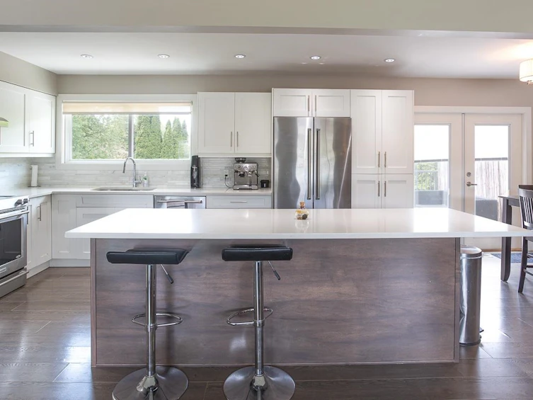 1820 Cedar Drive, Squamish, BC, V8B 0X6