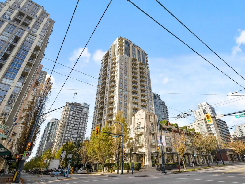 2204 - 1225 Richards Street, Vancouver BC V6B 1E6
