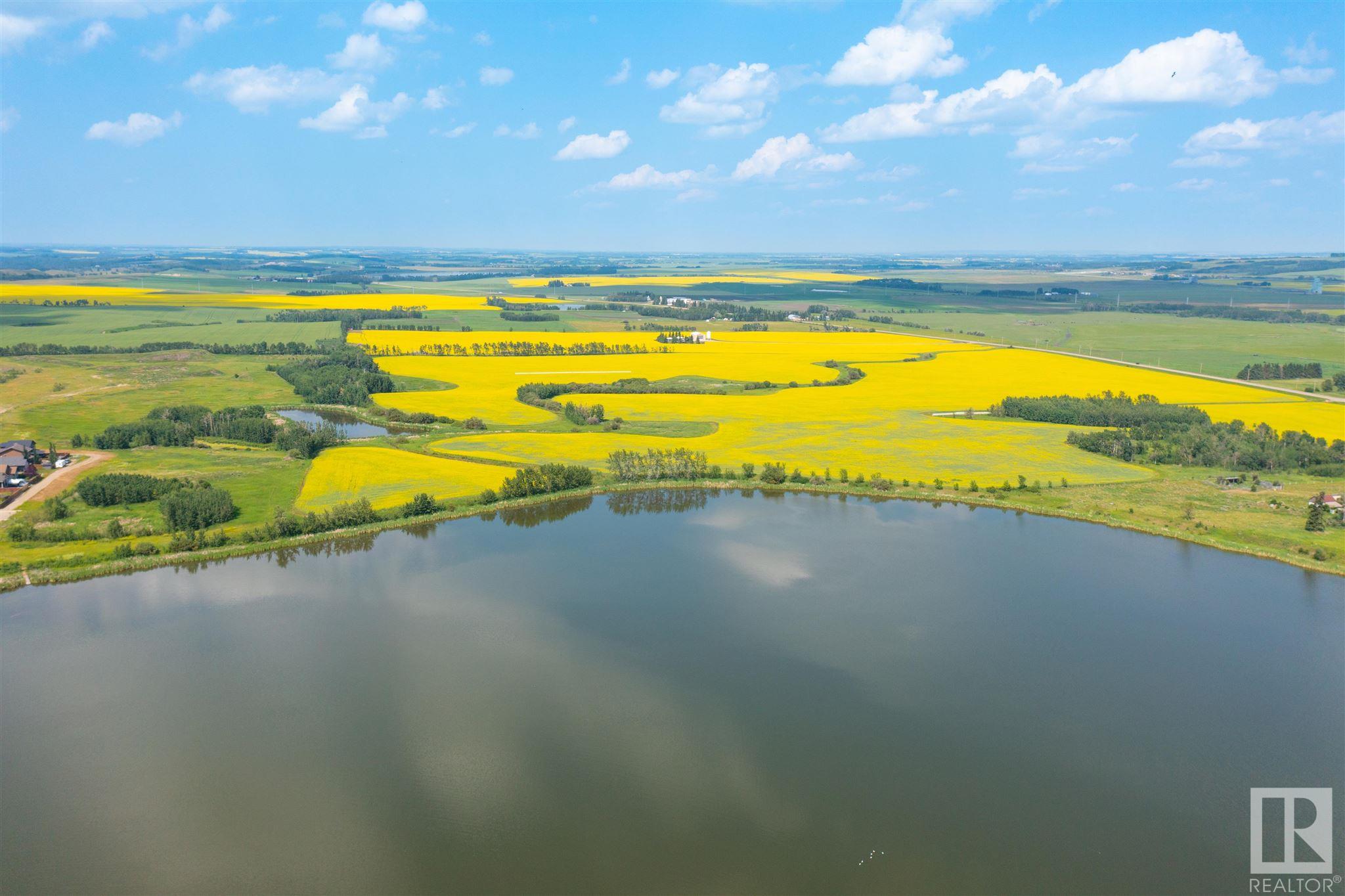 5901 50 Avenue, Innisfail, AB, T4G 1R7