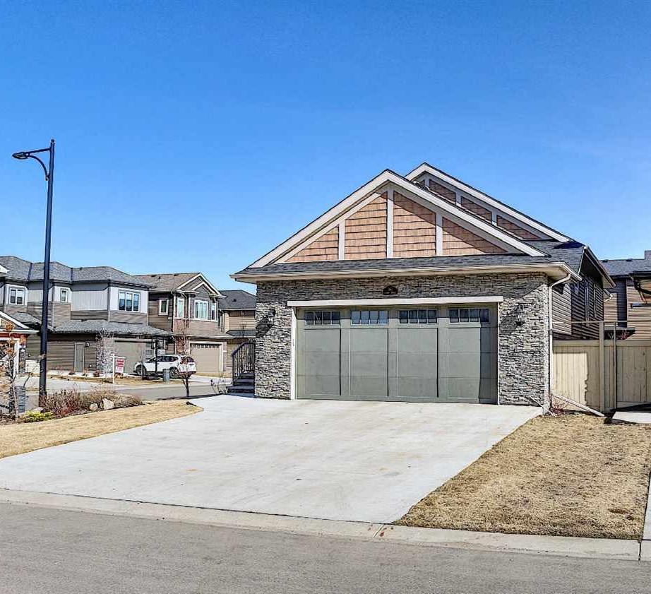 1961 Adamson Terrace, Edmonton, AB, T6W 2N7