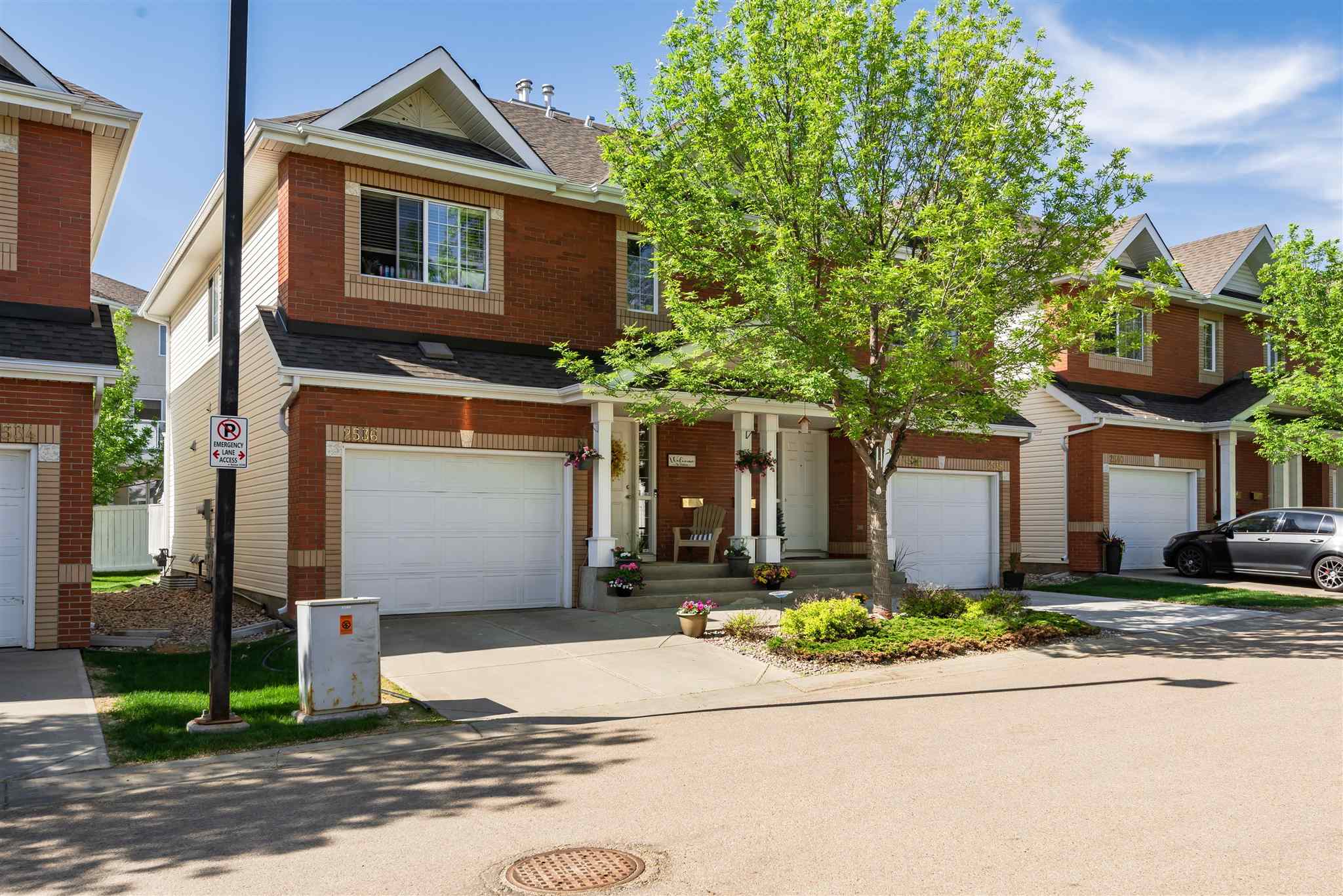 2536 Rabbit Hill Road, Edmonton, AB, T6R 2Y9