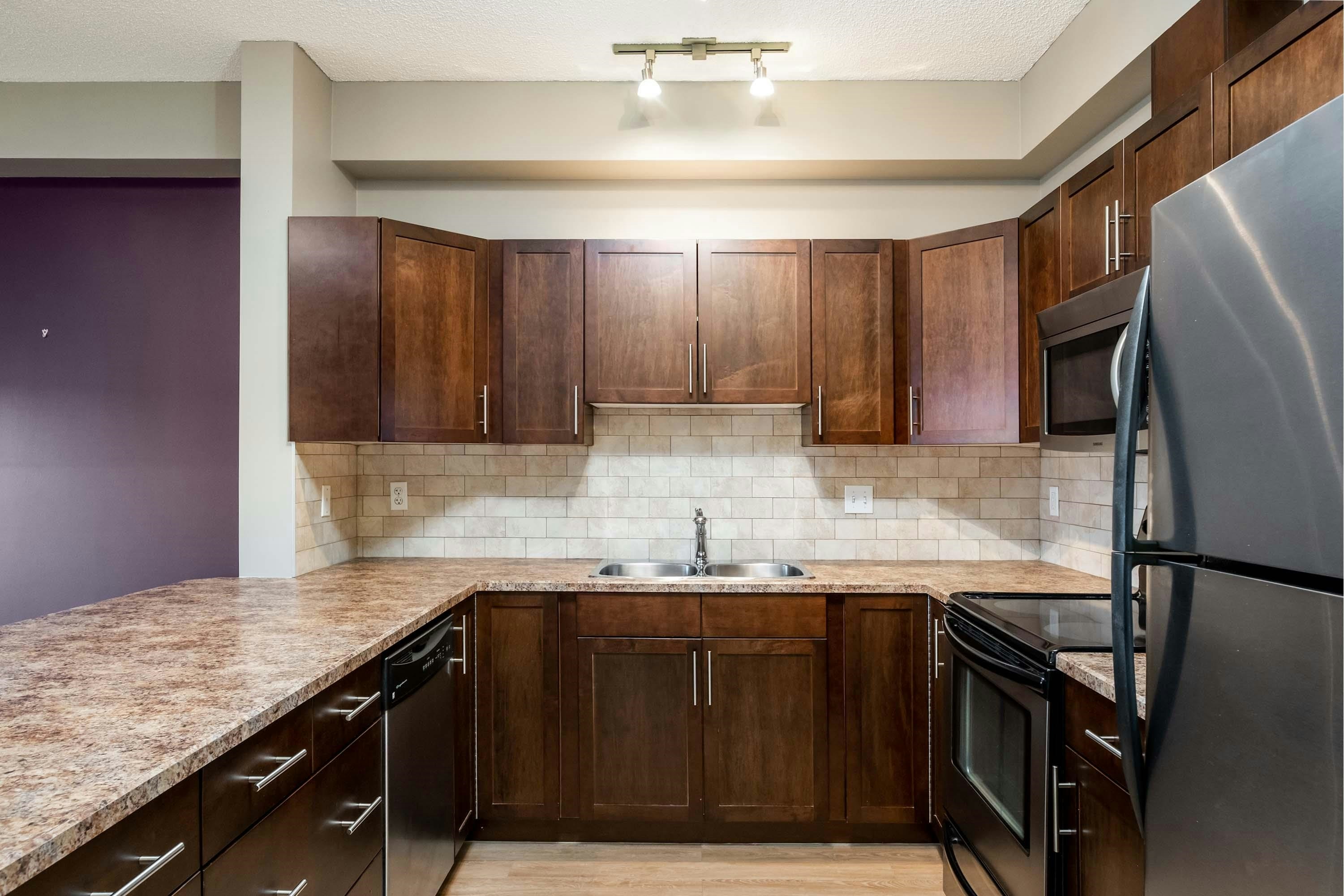 419-2035 Grantham Court, Edmonton, AB, T5T 3X4