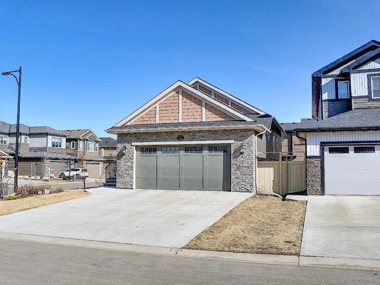 1961 Adamson Terrace, Edmonton, AB, T6W 2N7