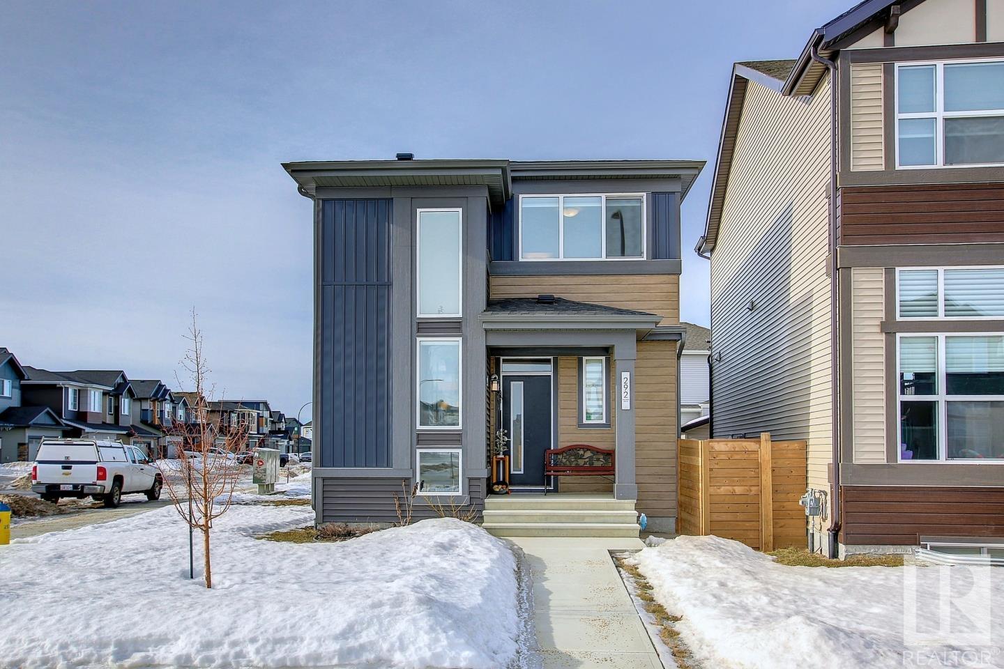 292 Charlesworth Drive, Edmonton, AB, T6X 2J3