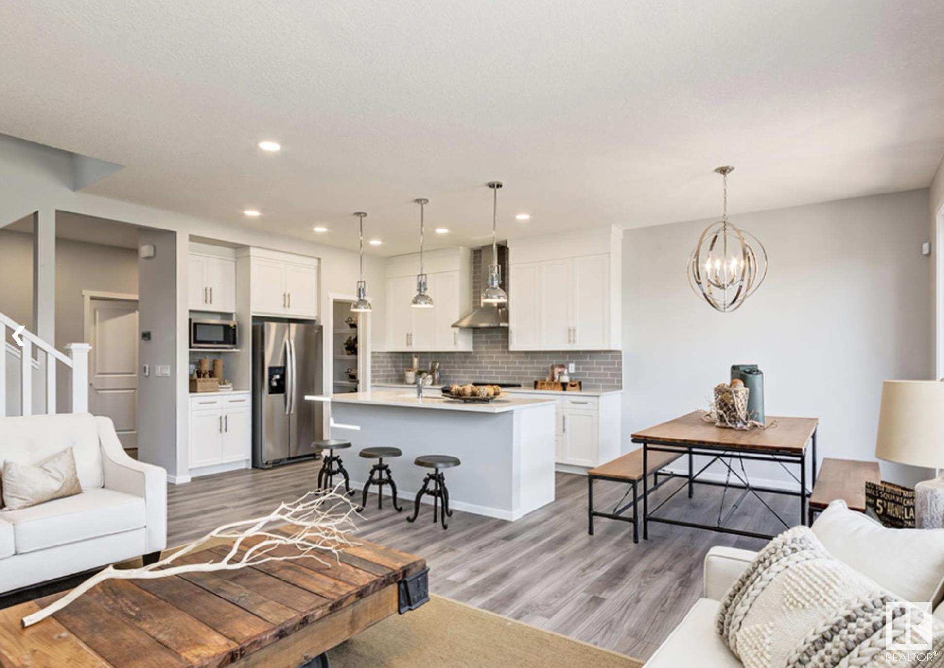 22624 82 Avenue, Edmonton, AB, T5T 7S7
