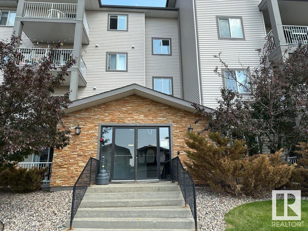 421-3425 19 Street, Edmonton, AB, T6T 2B5