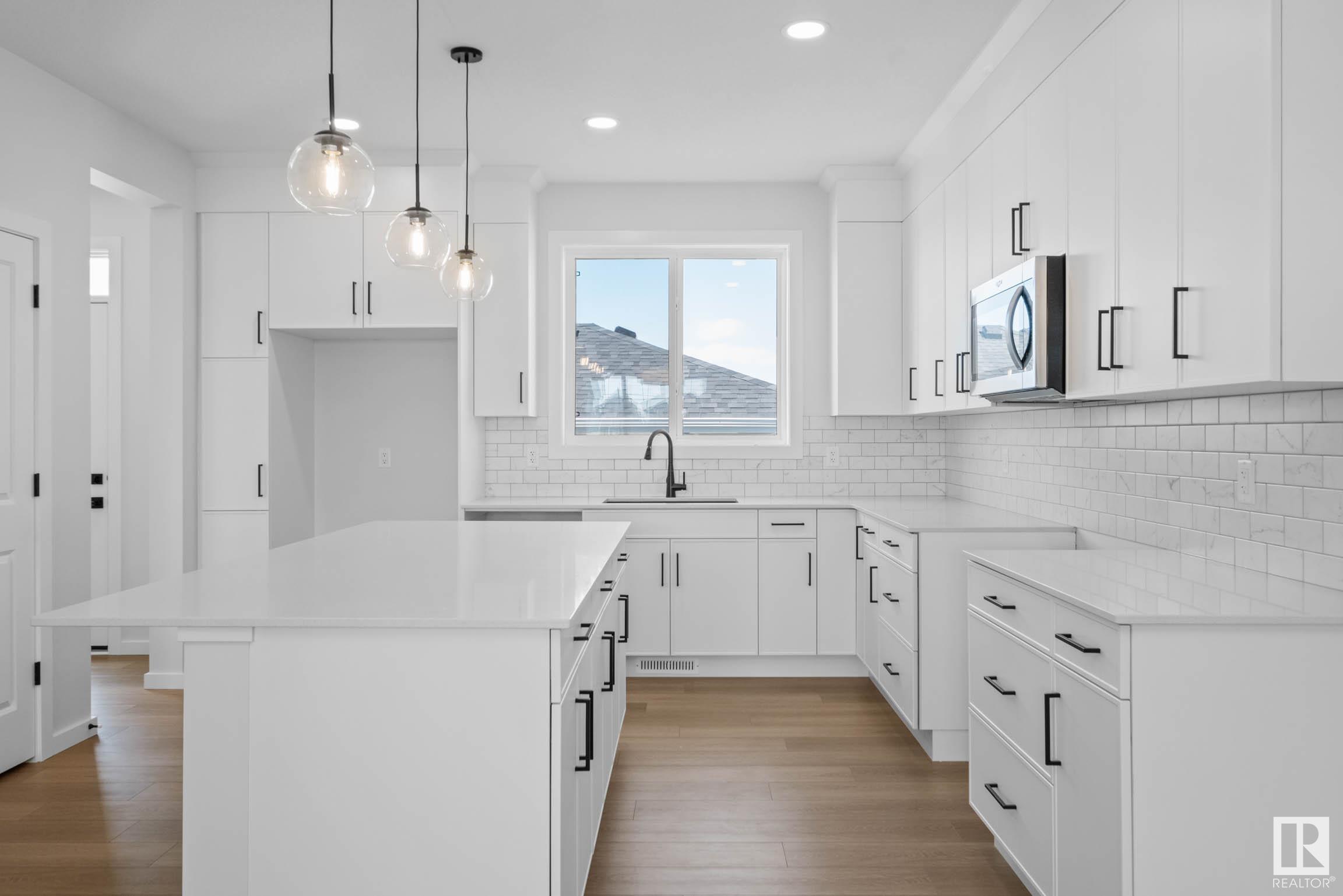 7012 54 Avenue, Beaumont, AB, T4X 2Z9