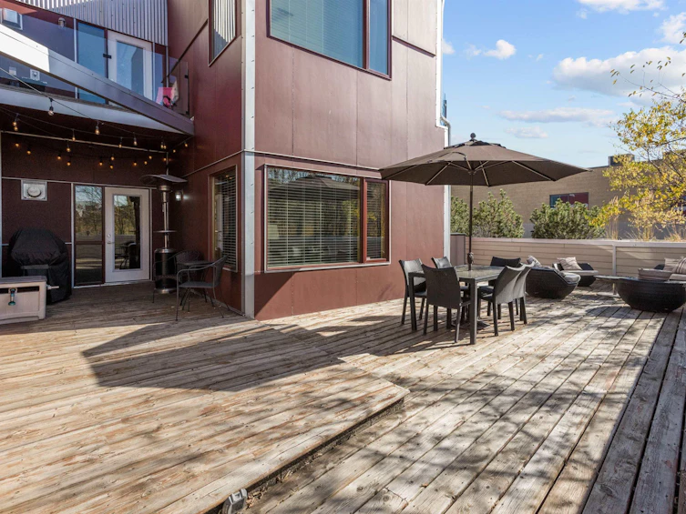 205-11633 105 Avenue, Edmonton, AB, T5H 0L9
