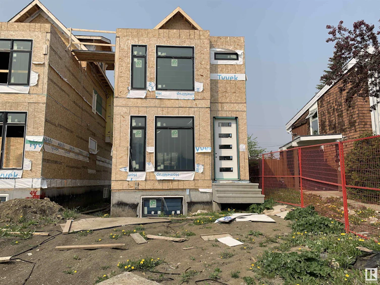 5414 114b Street, Edmonton, AB, T6H 3N6