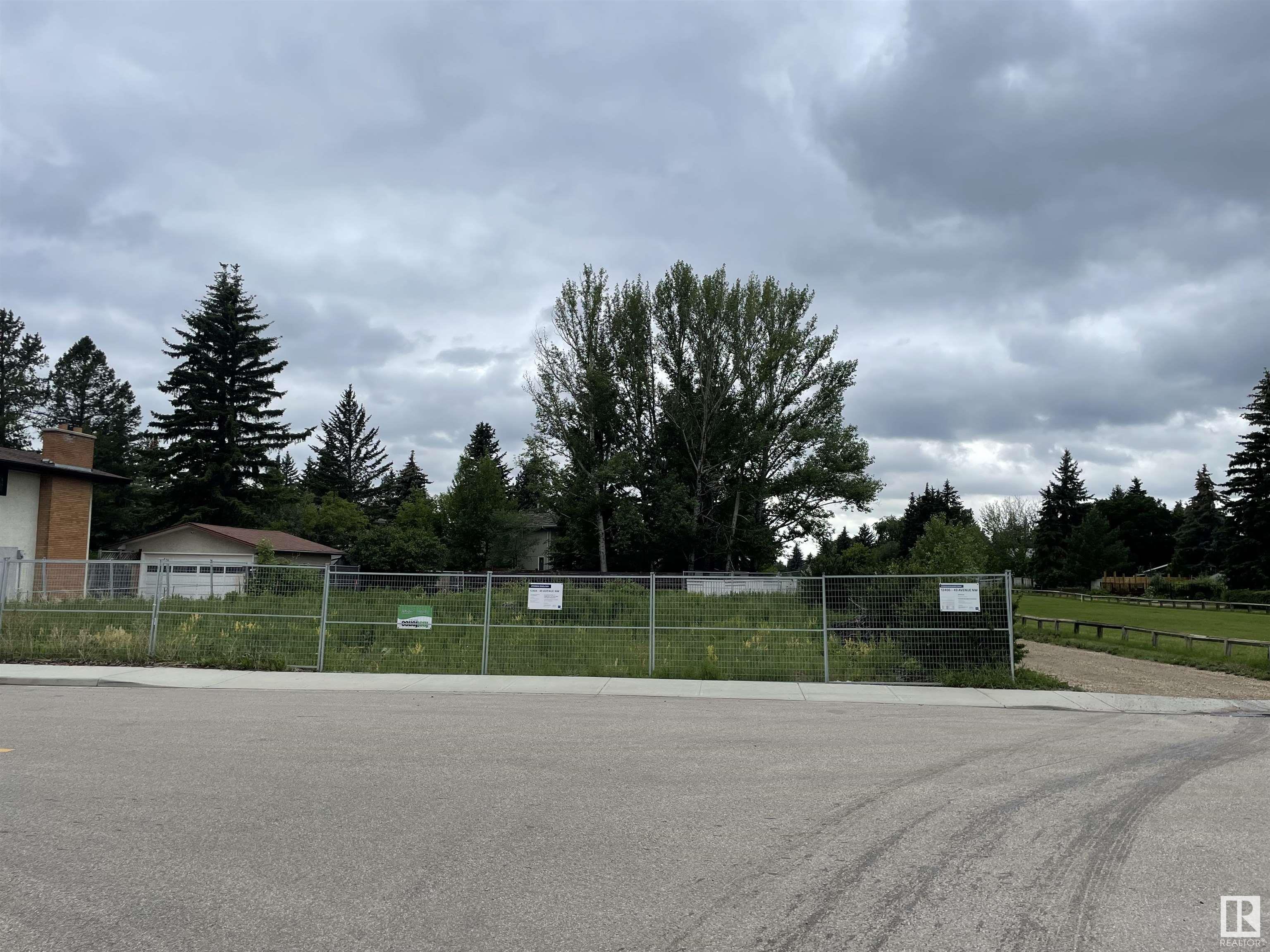 12406 49 Avenue, Edmonton, AB, T6H 0H2