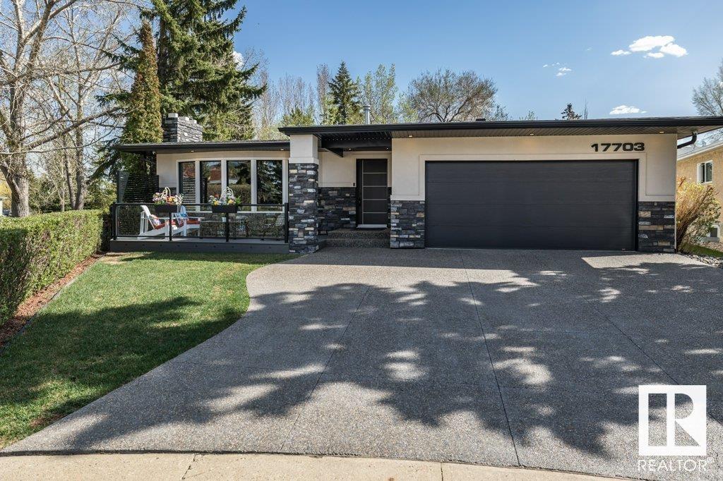 17703 86 Avenue, Edmonton, AB, T5T 0N9