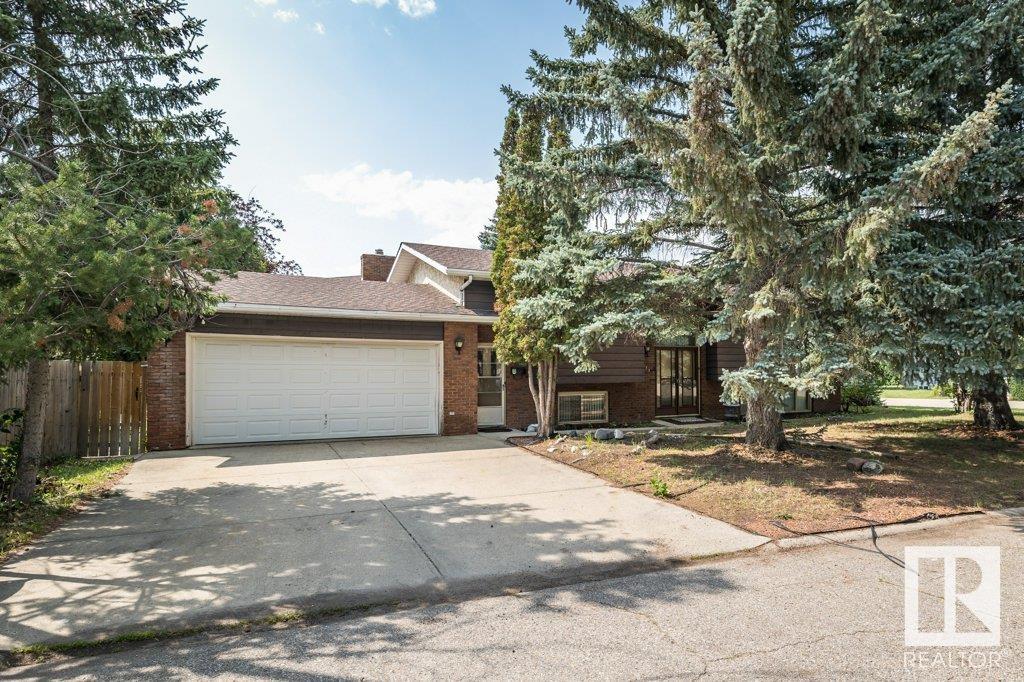 671 Lee Ridge Road, Edmonton, AB, T6K 0P1