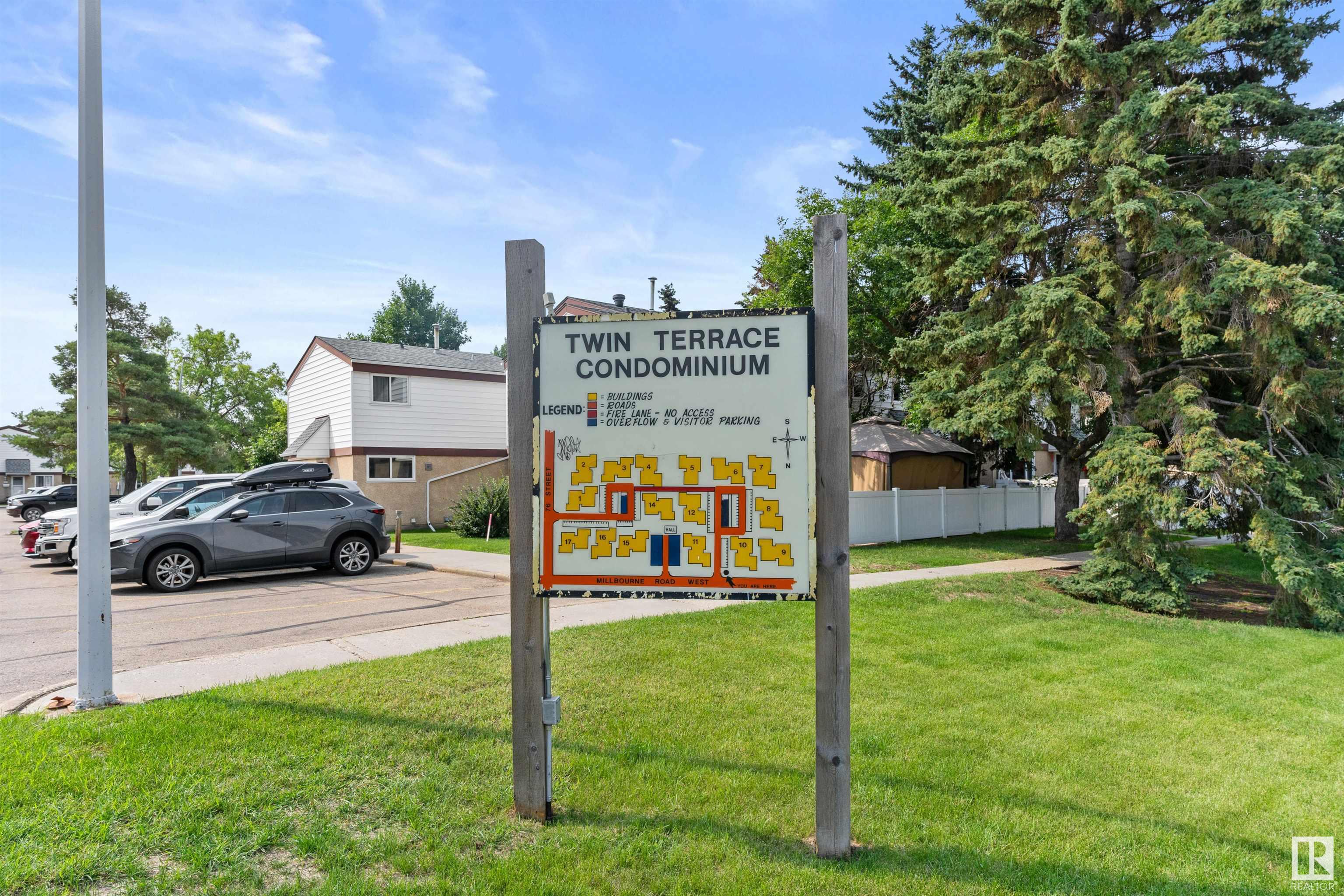 12E Twin Terrace, Edmonton, AB, T6K 1V4