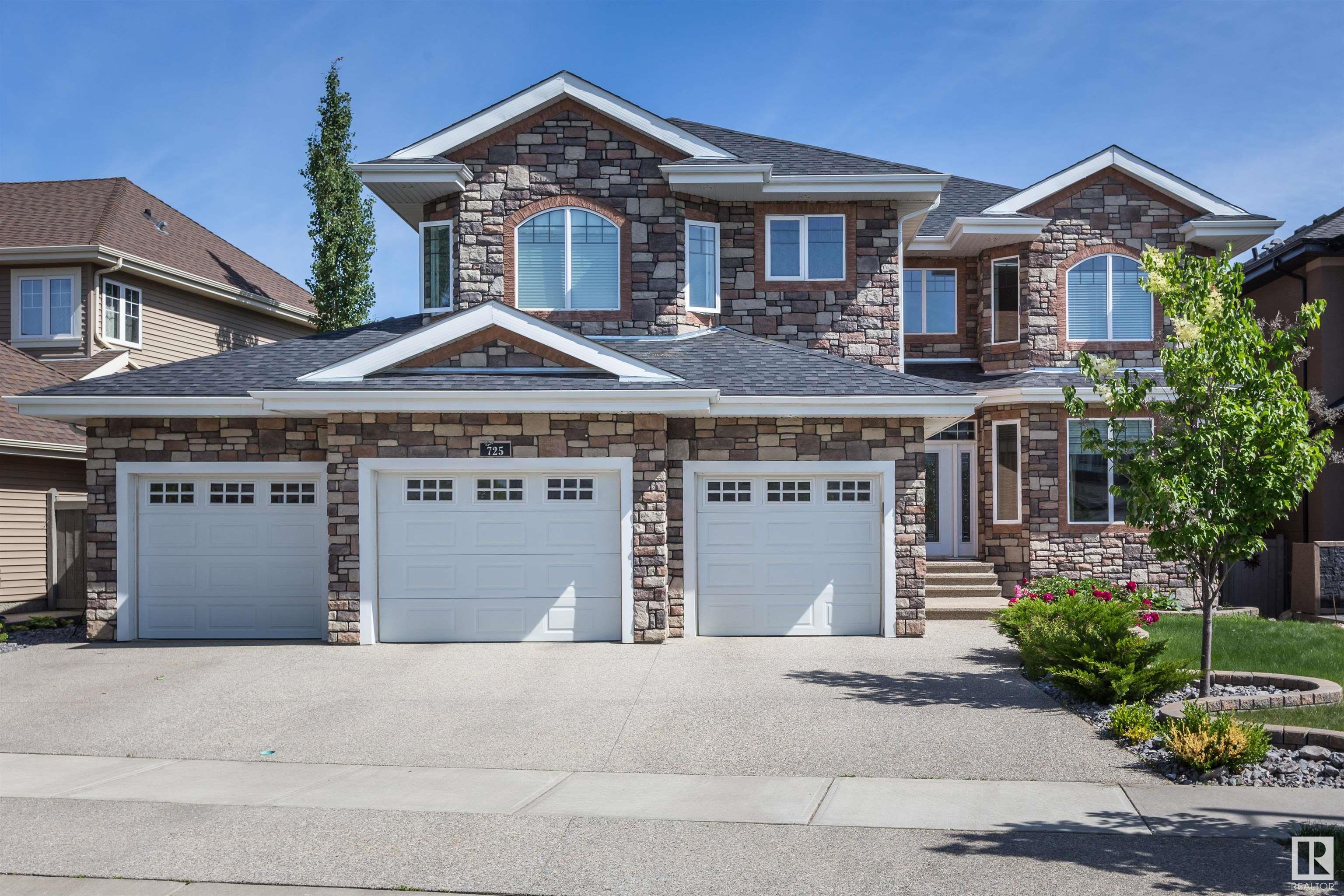 725 Caine Boulevard, Edmonton, AB, T6W 0R4
