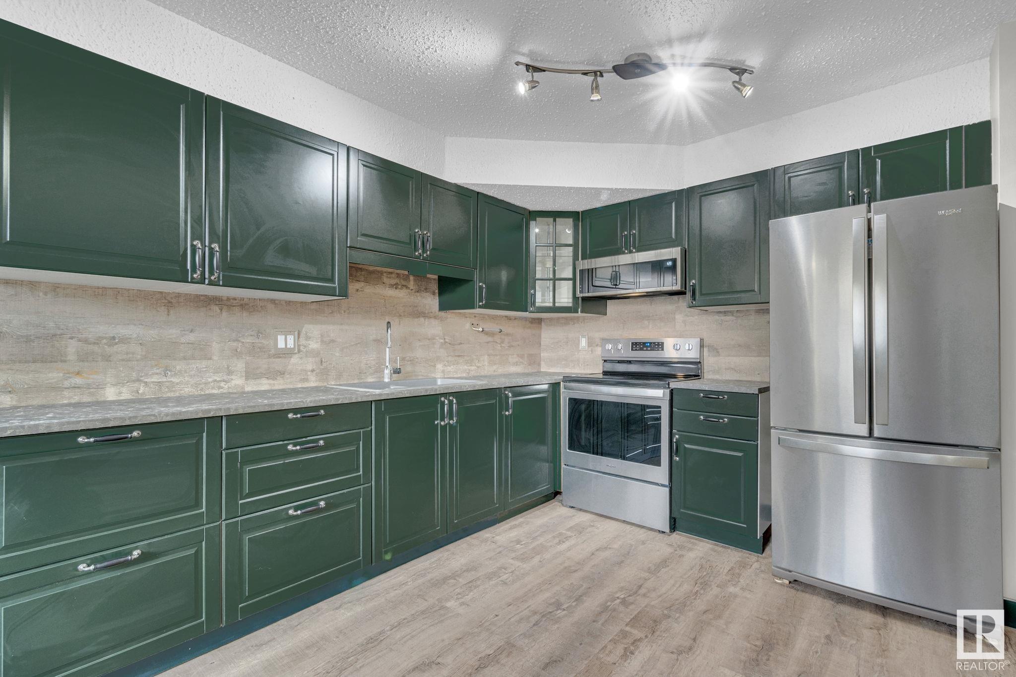 13824 24 Street, Edmonton, AB, T5Y 1B6