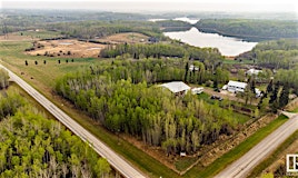 2432 Twp Rd 521, Rural Parkland County, AB, T7Y 2K6