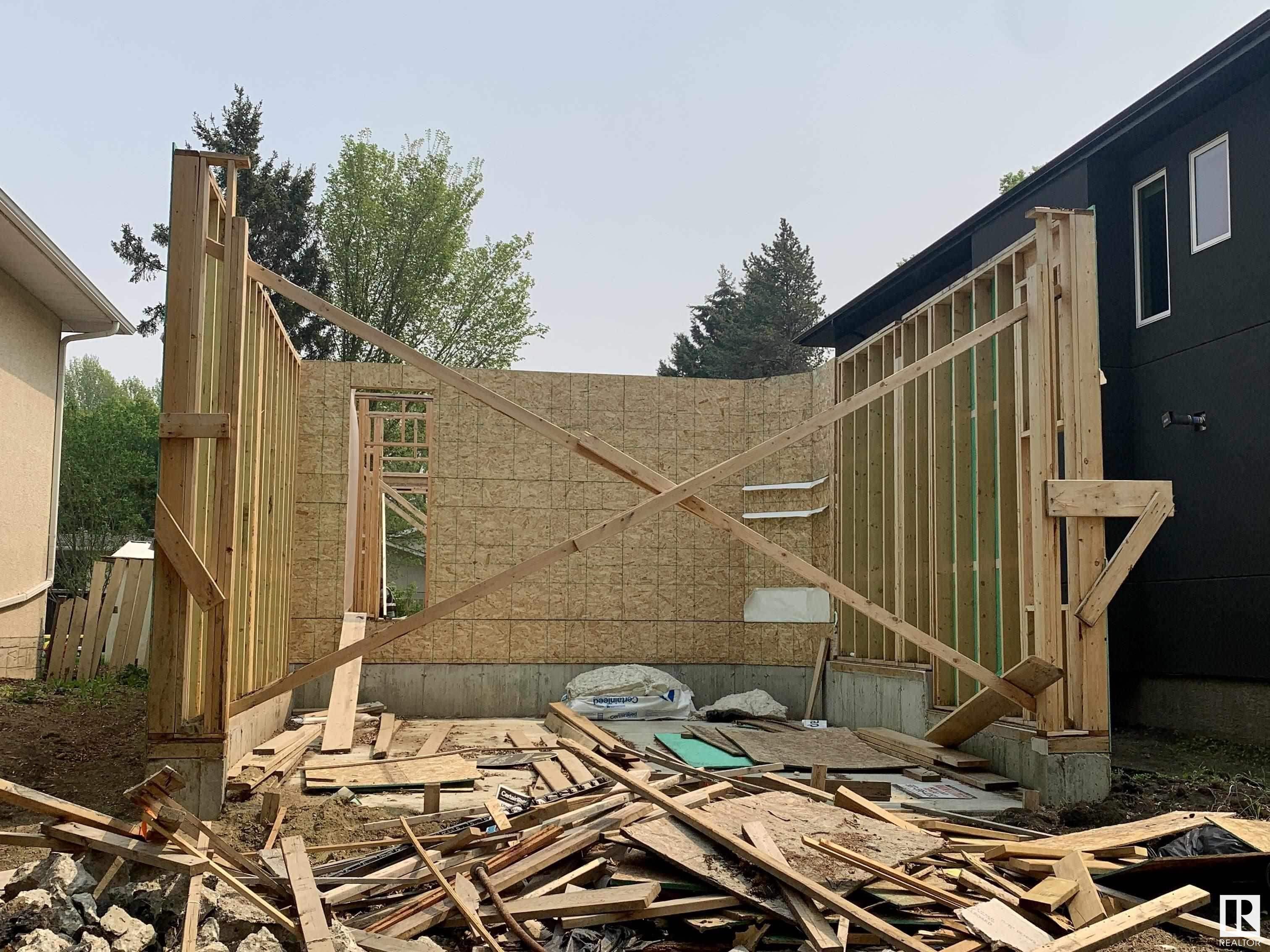 7717 158 Street, Edmonton, AB, T5R 2B6