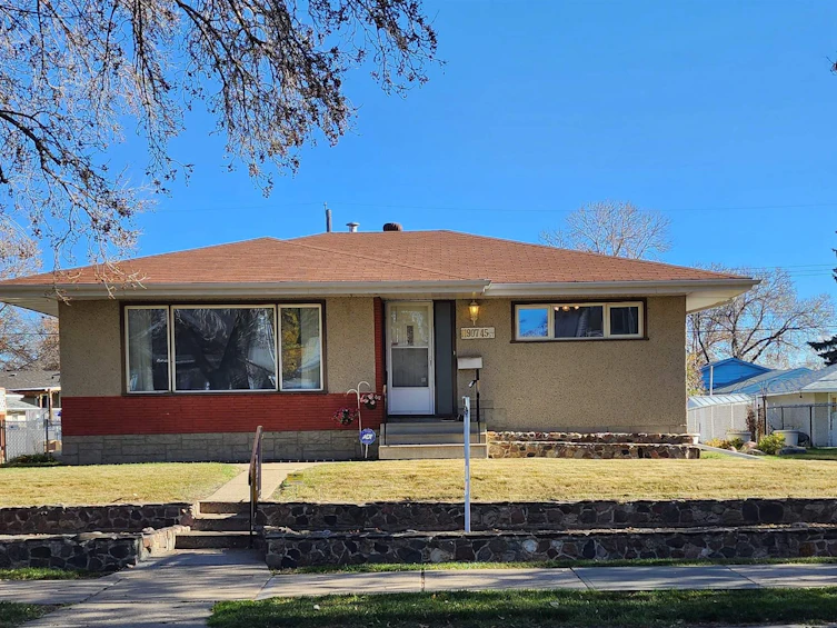 11907 45 Street, Edmonton, AB, T5W 2T5
