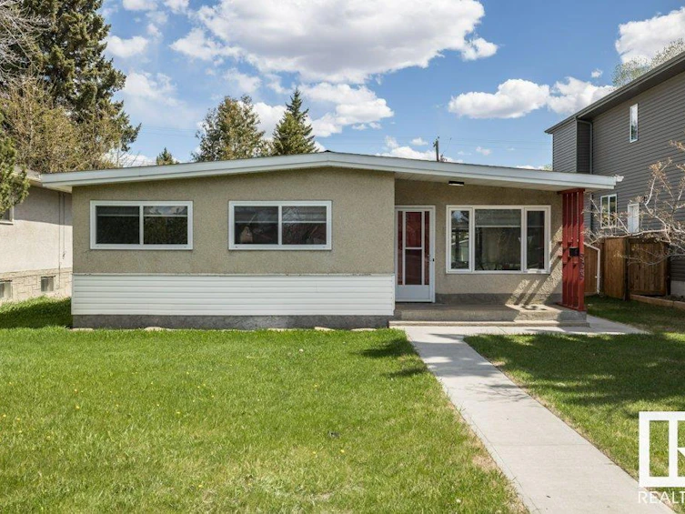 9625 163 Street, Edmonton, AB, T5P 3M9