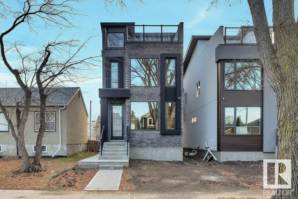 10981 73 Avenue, Edmonton, AB, T6G 0C3