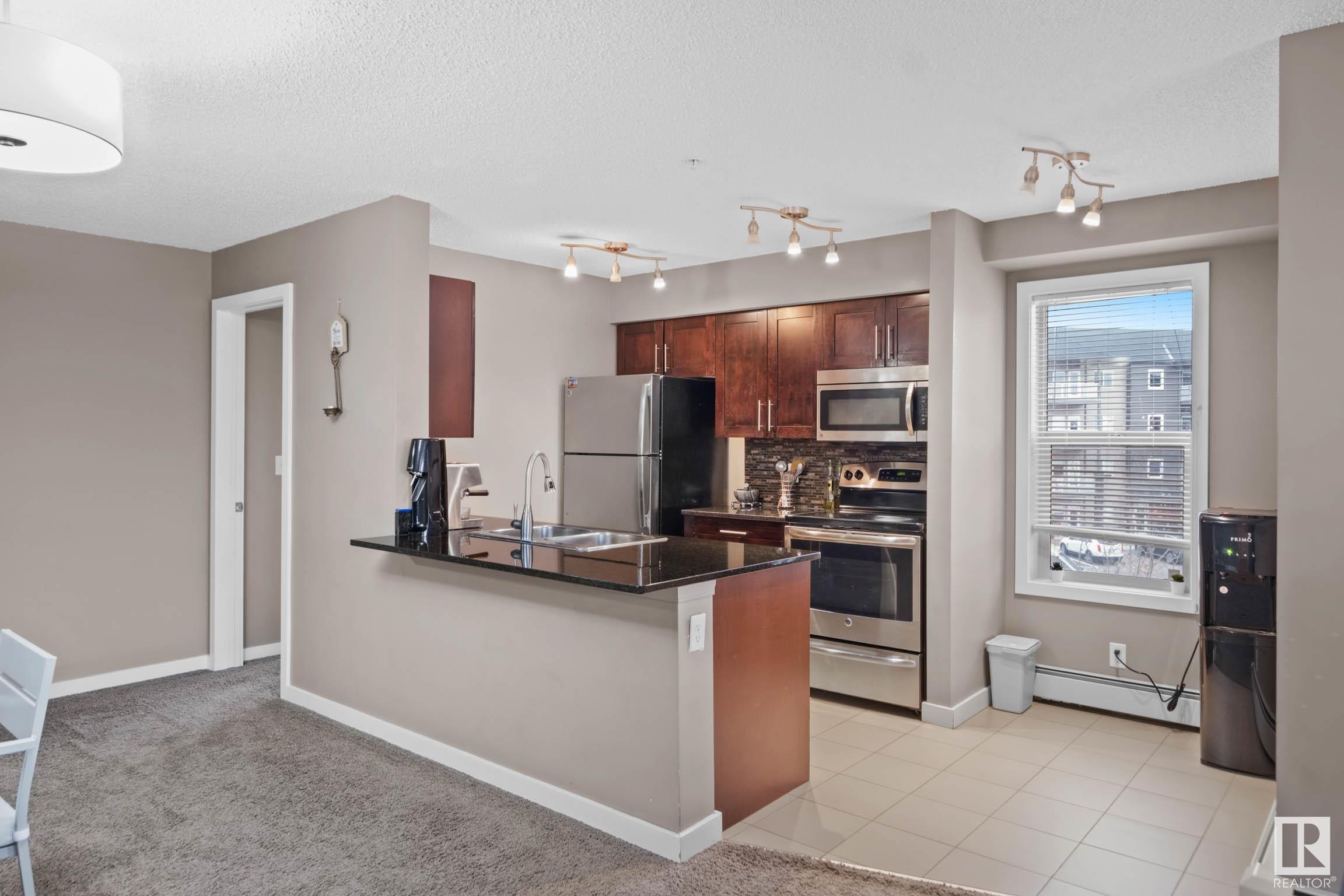 319-12045 22 Avenue, Edmonton, AB, T6W 2Y2