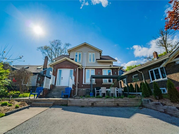 5193 River Road, Niagara Falls, ON, L2E 3G9