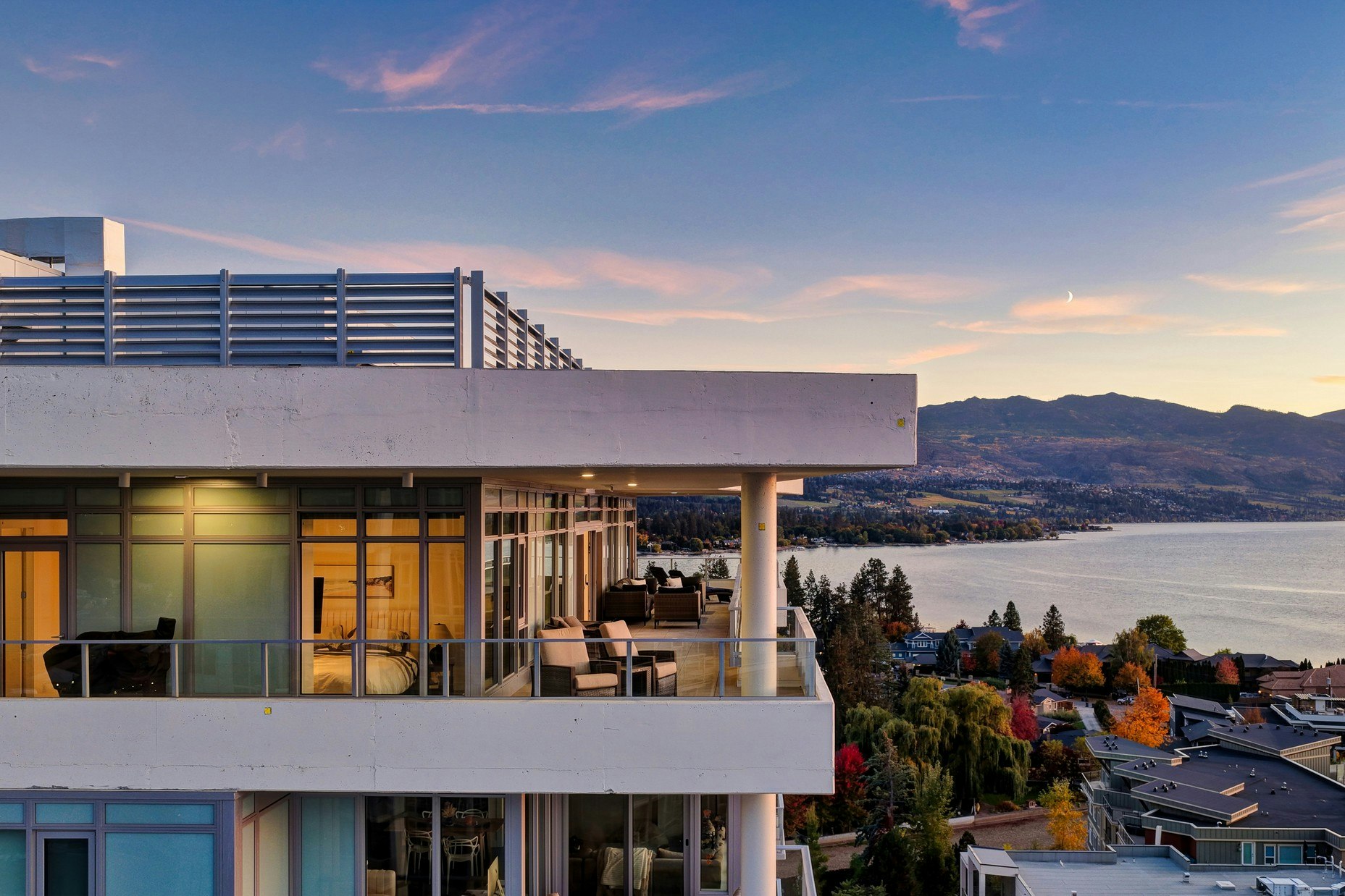 PH5-3699 Capozzi Road, Kelowna, BC, V1W 3L2