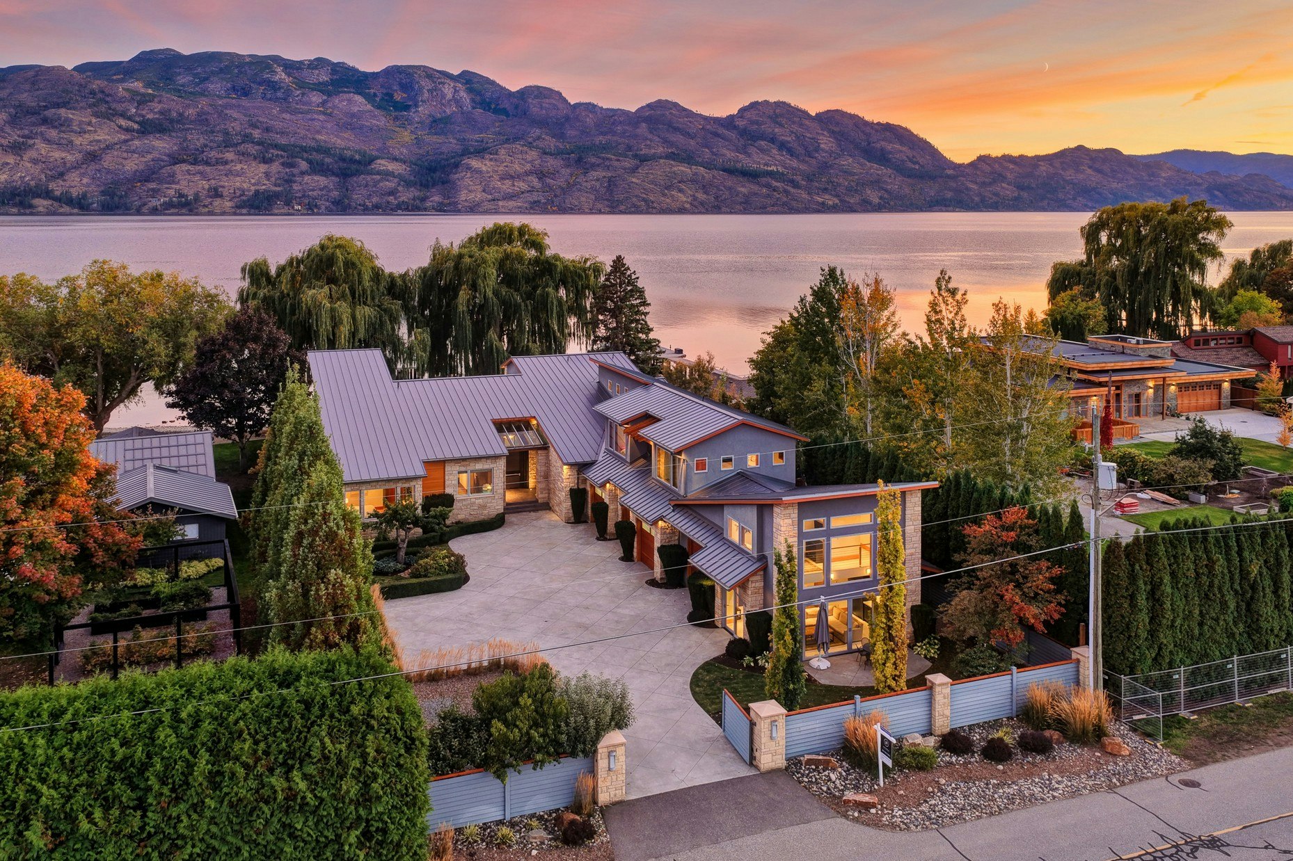 2463 Whitworth Road, West Kelowna, BC, V4T 2K5