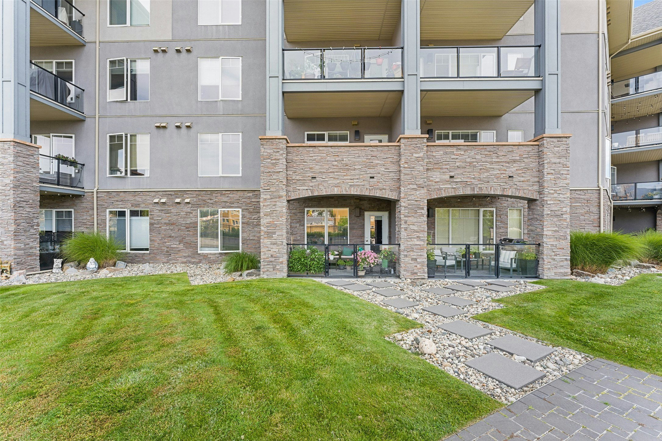 307-3645 Carrington Road - 5