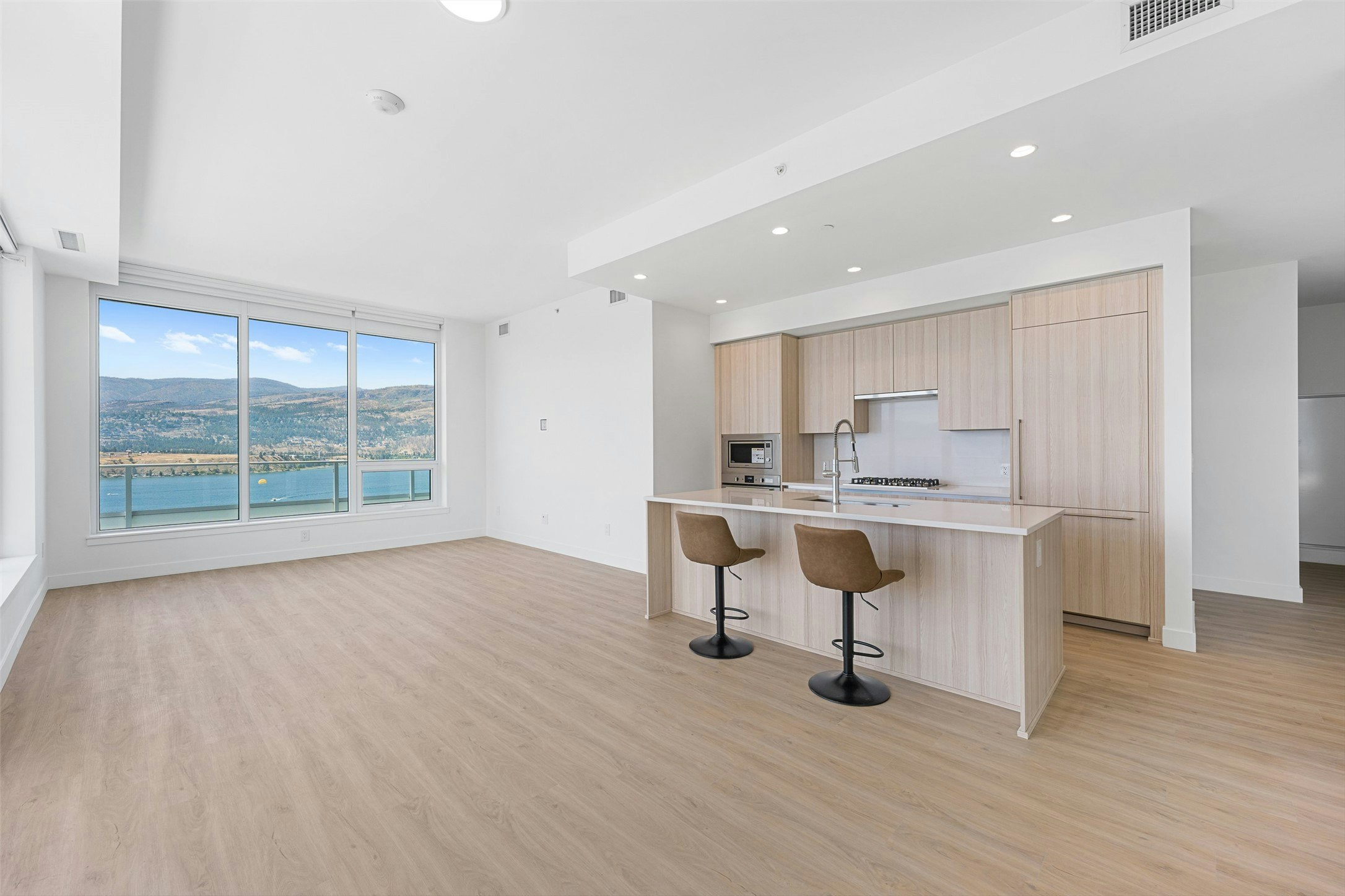 2107-238 Leon Avenue, Kelowna, BC, V1Y 1J9 - 11
