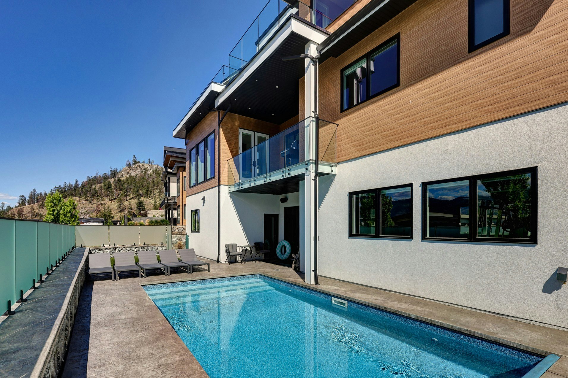 541 Clifton Court, Kelowna, BC, V1V 0B7 - 46