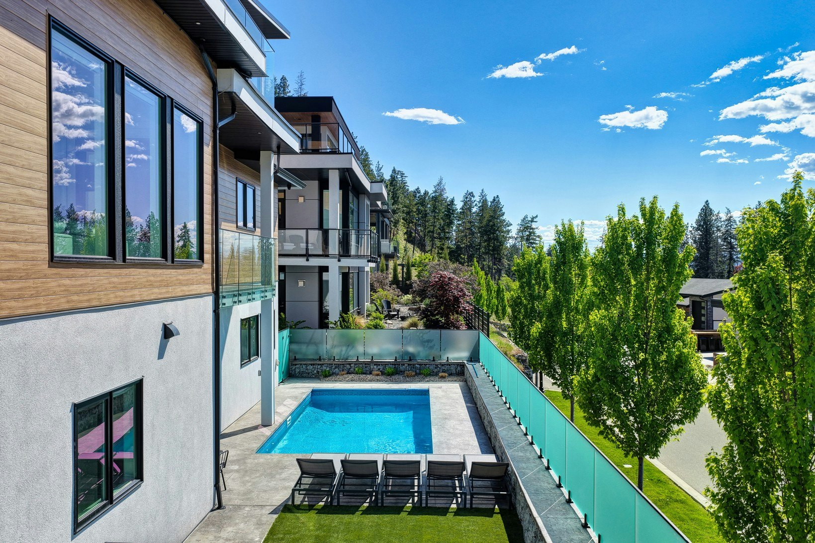 541 Clifton Court, Kelowna, BC, V1V 0B7 - 48