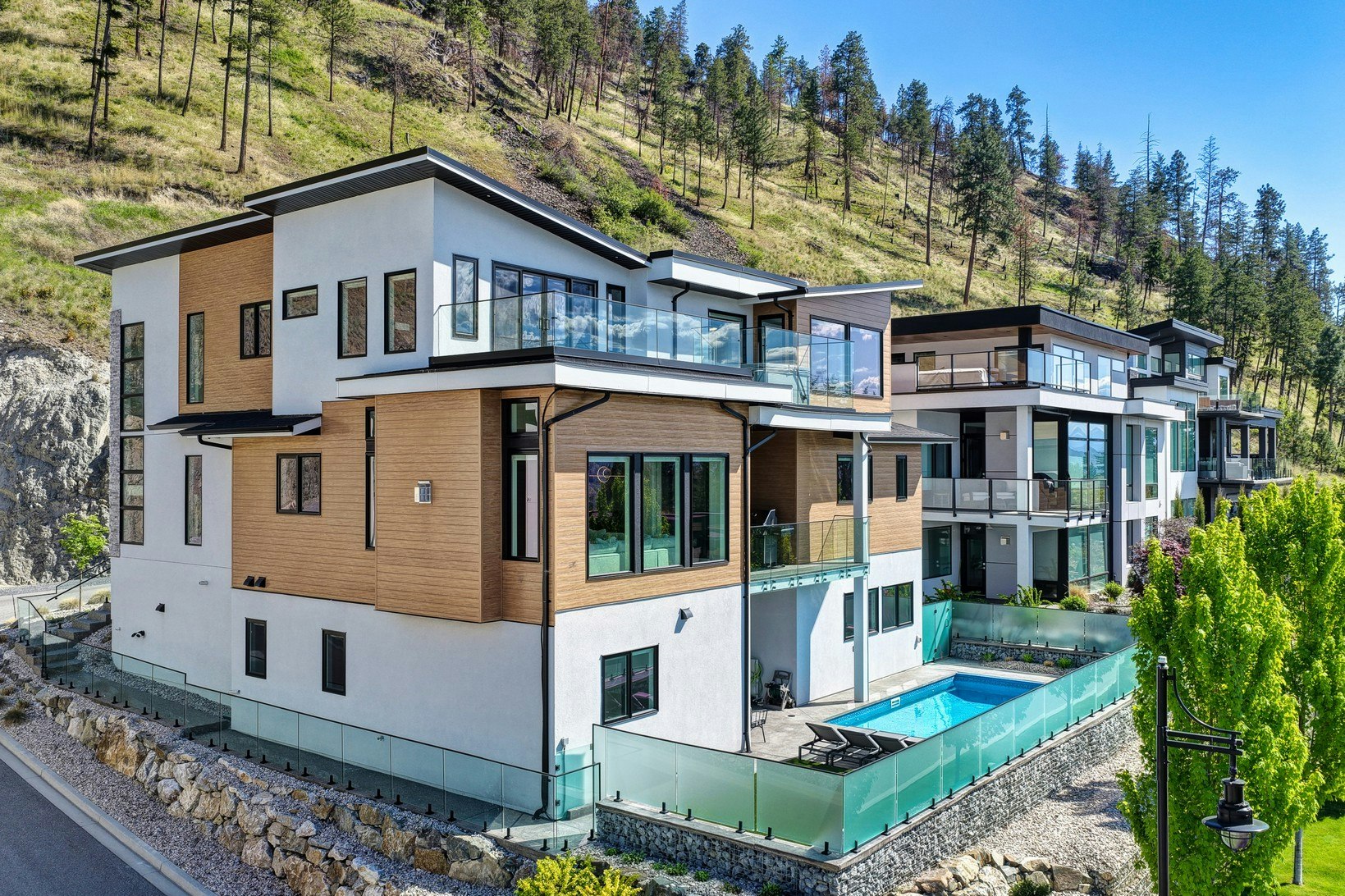 541 Clifton Court, Kelowna, BC, V1V 0B7 - 3