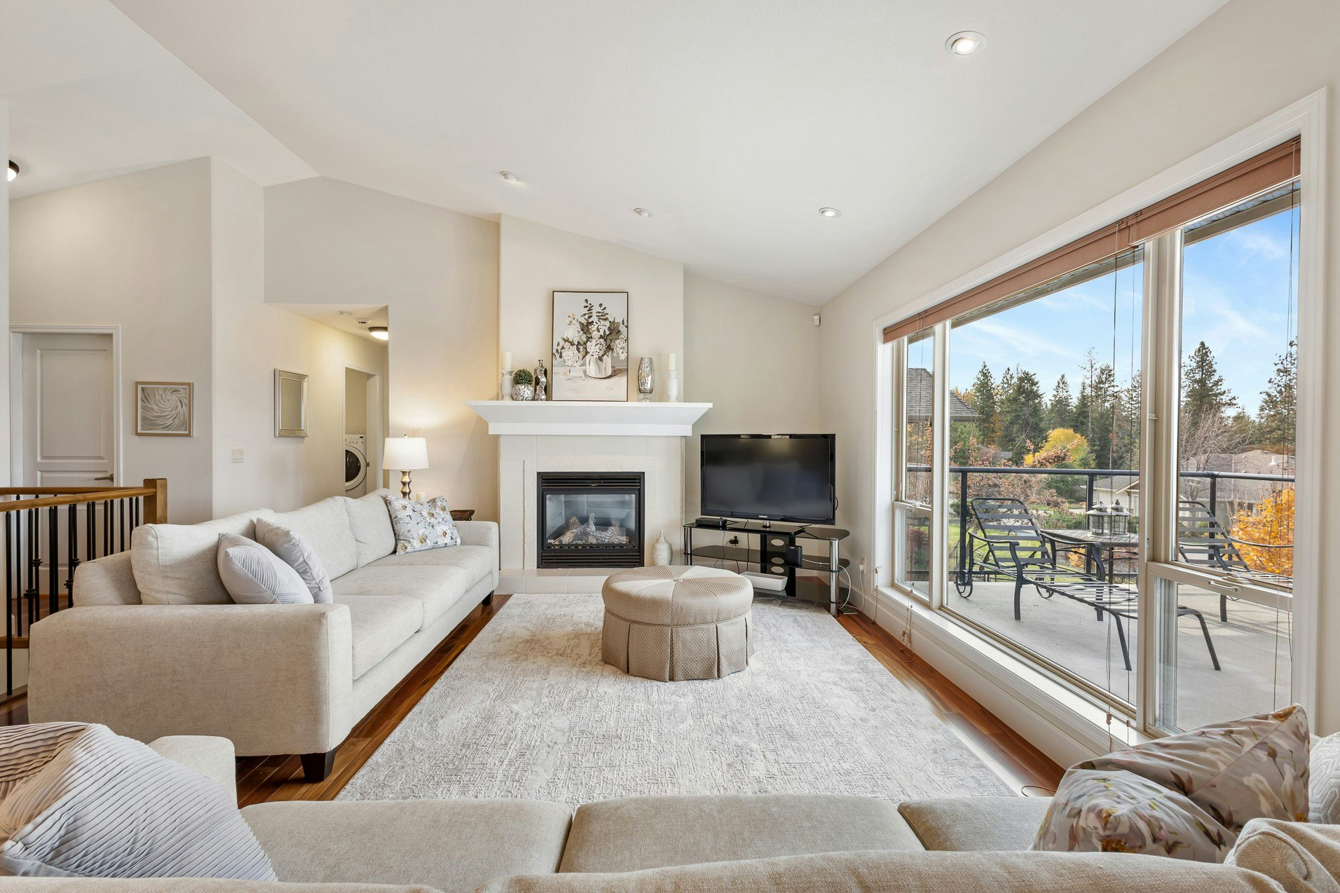 3492 Camelback Drive, Kelowna, BC, V1X 8A7 - 9