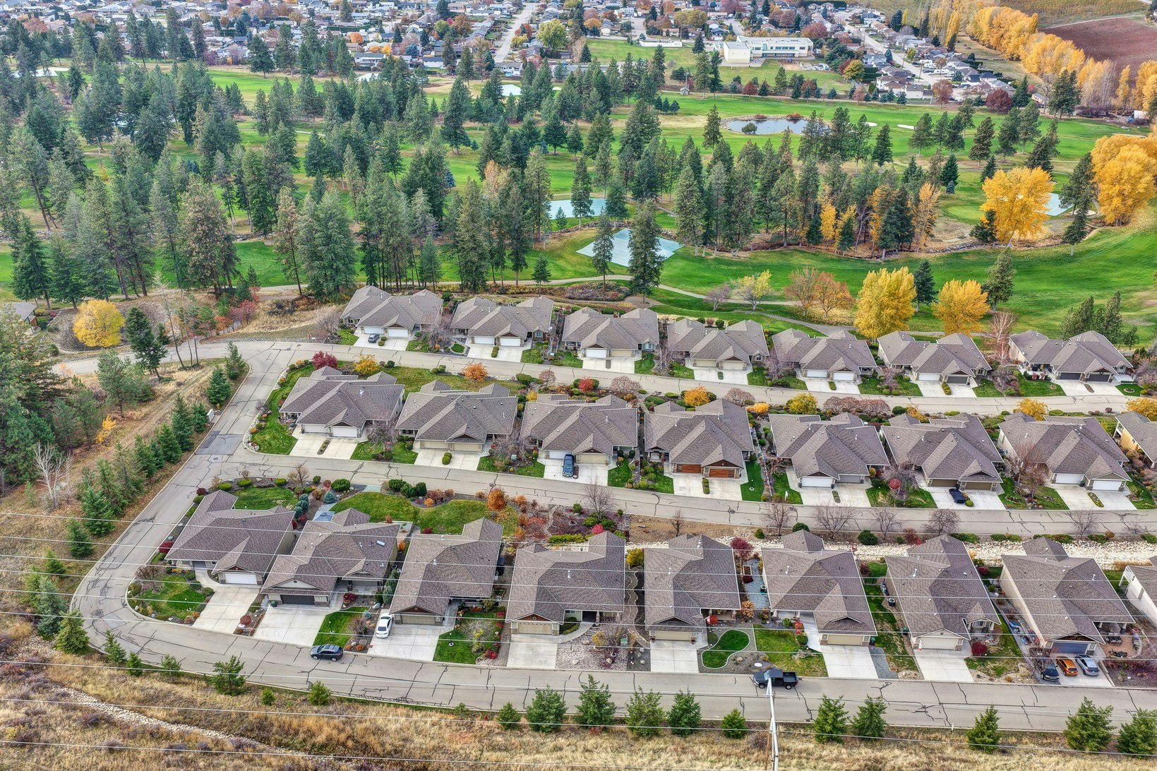 3492 Camelback Drive, Kelowna, BC, V1X 8A7 - 2
