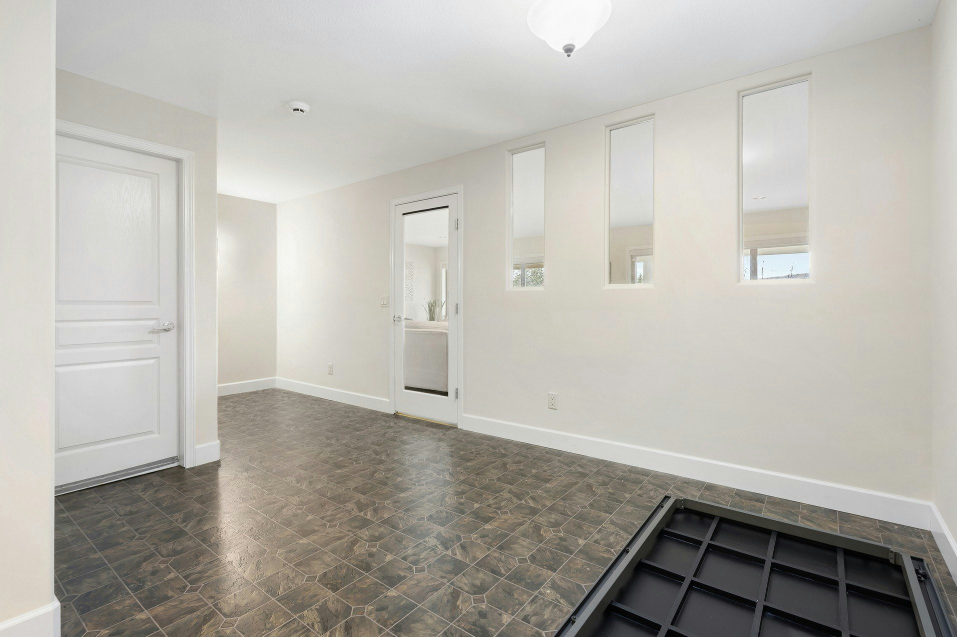 3492 Camelback Drive, Kelowna, BC, V1X 8A7 - 41